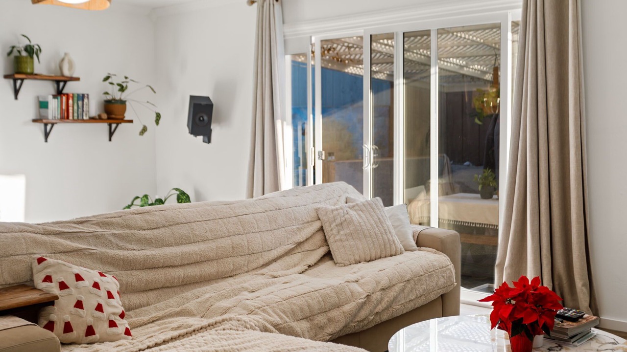 Photo of Livingroom in Clairemont Mesa