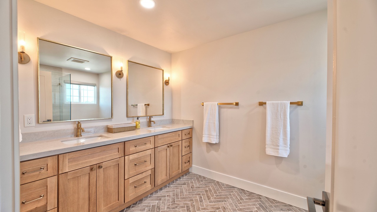 Photo of Bathroom in Bay Ho