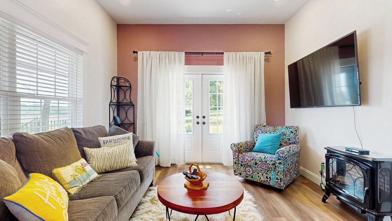 Photo of Livingroom in Seymour