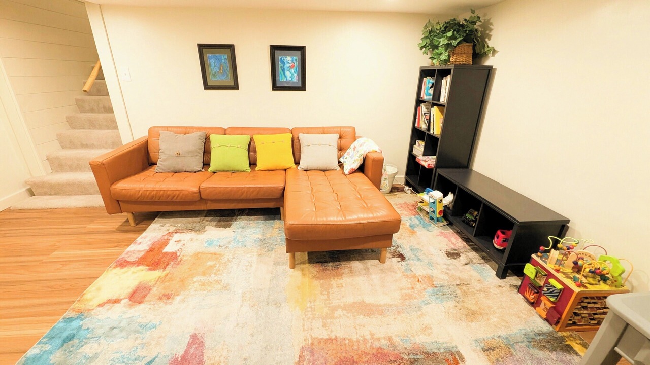 Photo of Livingroom in Linden Hills
