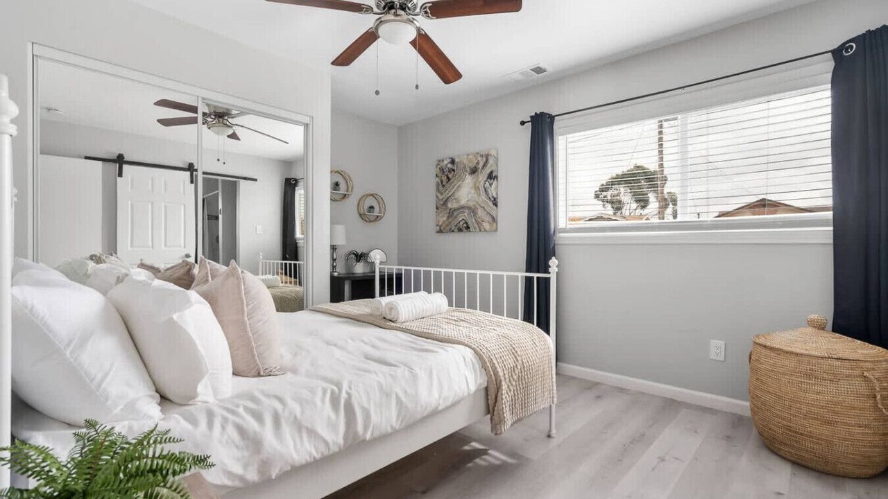 Photo of Bedroom in North Clairemont