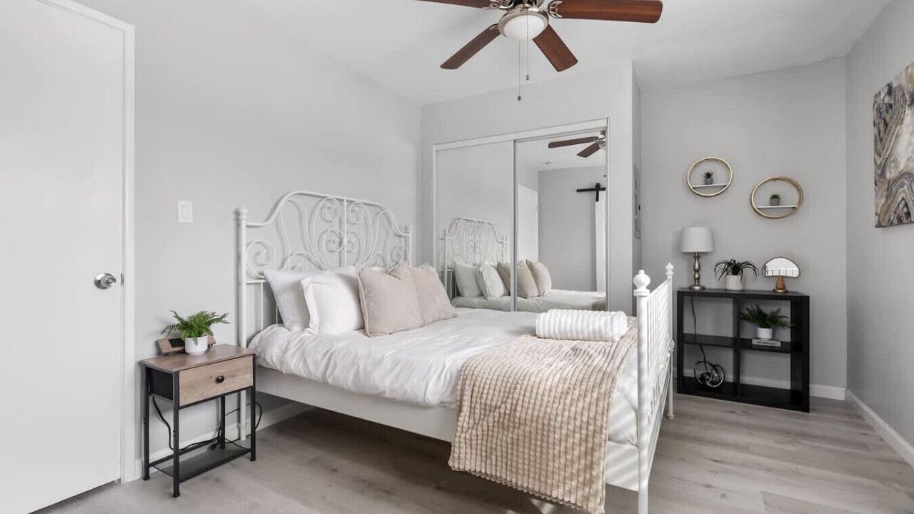 Photo of Bedroom in North Clairemont