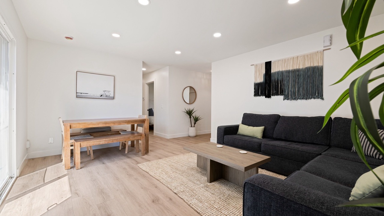 Photo of Livingroom in North Clairemont