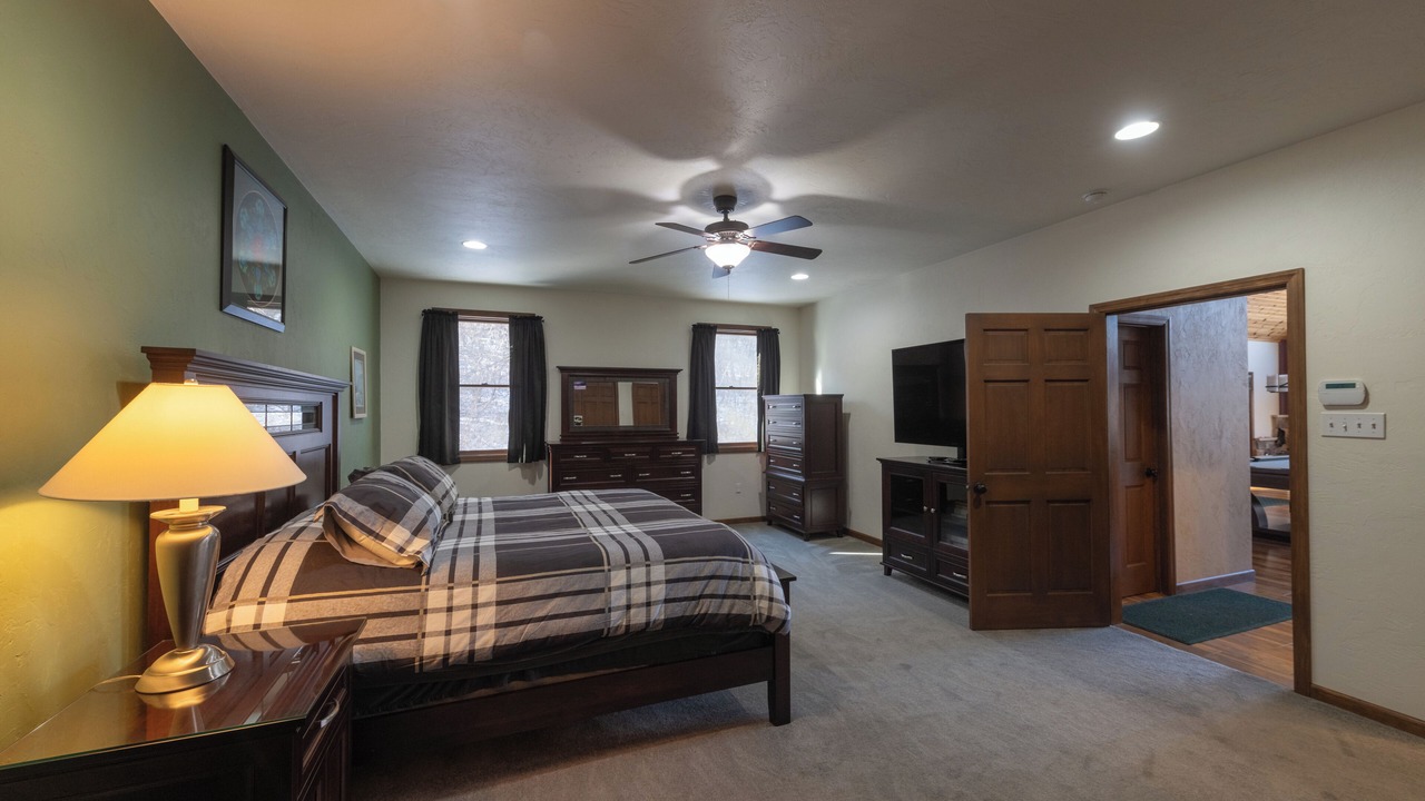 Photo of Bedroom in Calumet