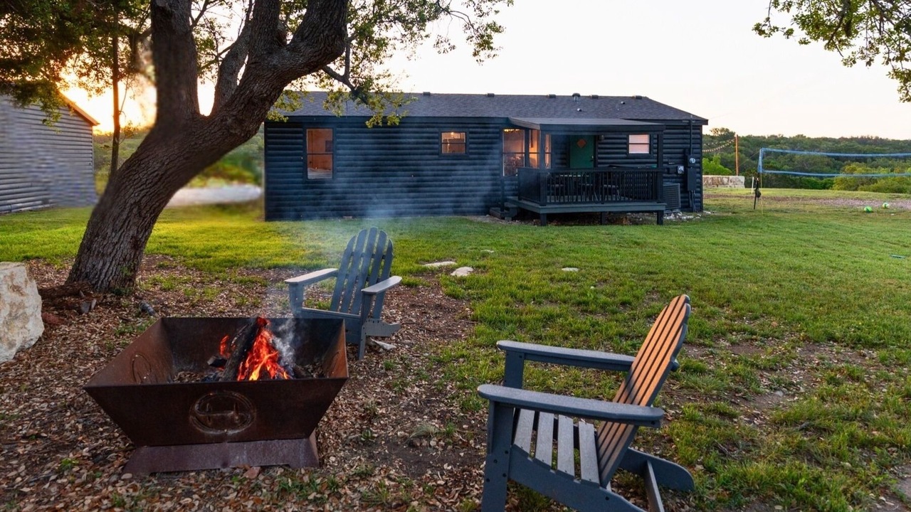 Photo of Outdoor in Canyon Lake