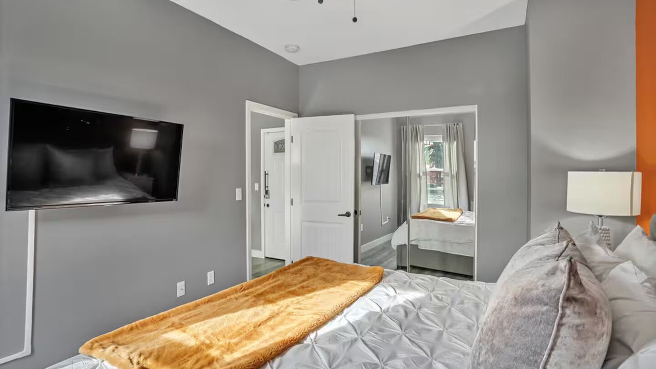 Photo of Bedroom in Mission Valley