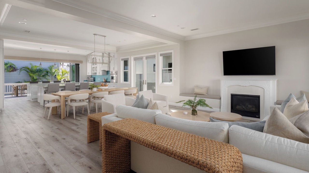 Photo of Livingroom in Crown Point