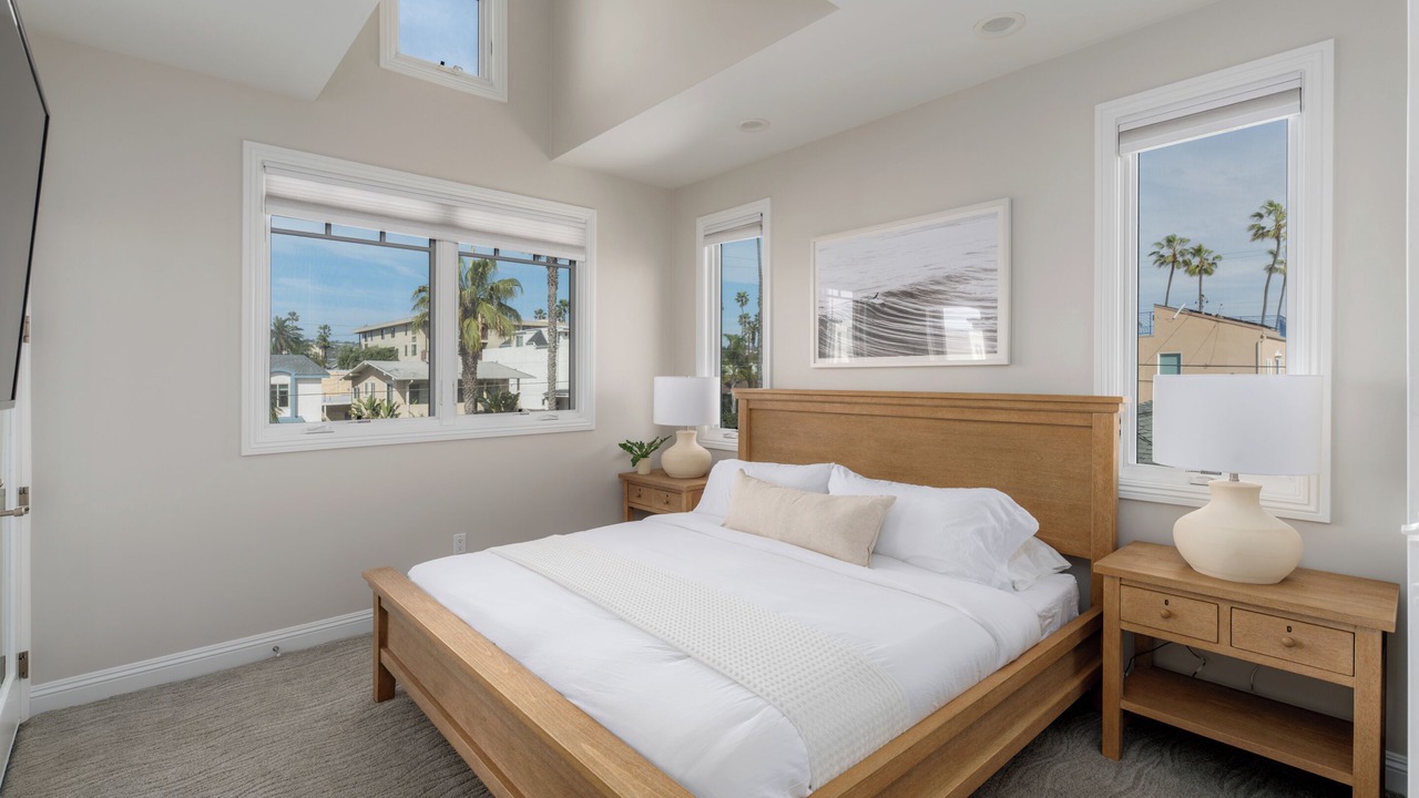 Photo of Bedroom in Crown Point