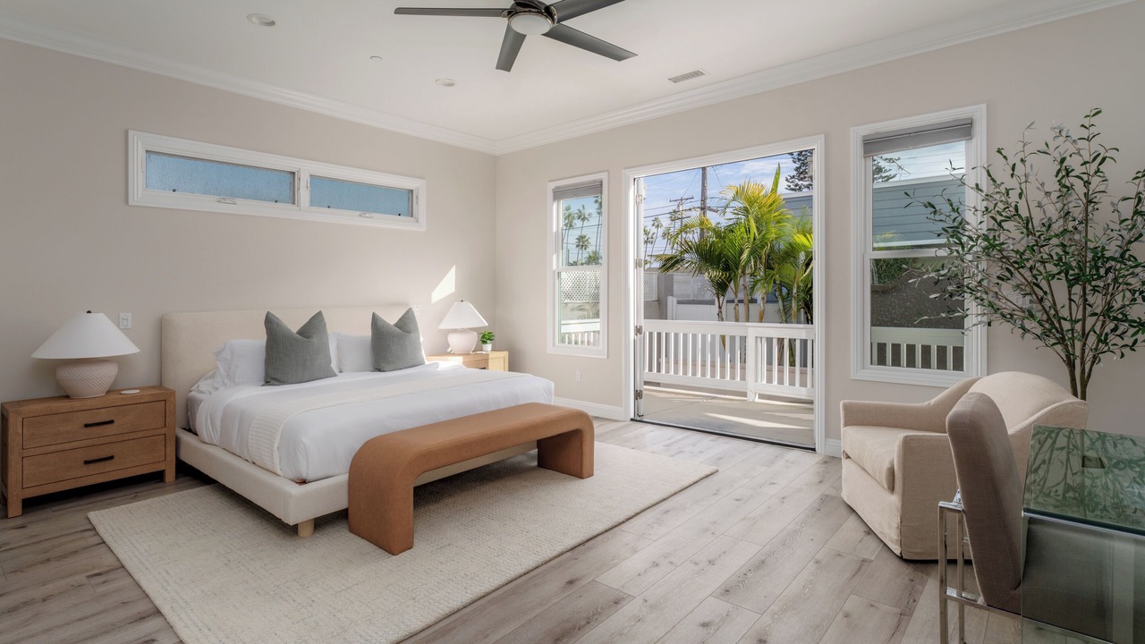 Photo of Bedroom in Crown Point