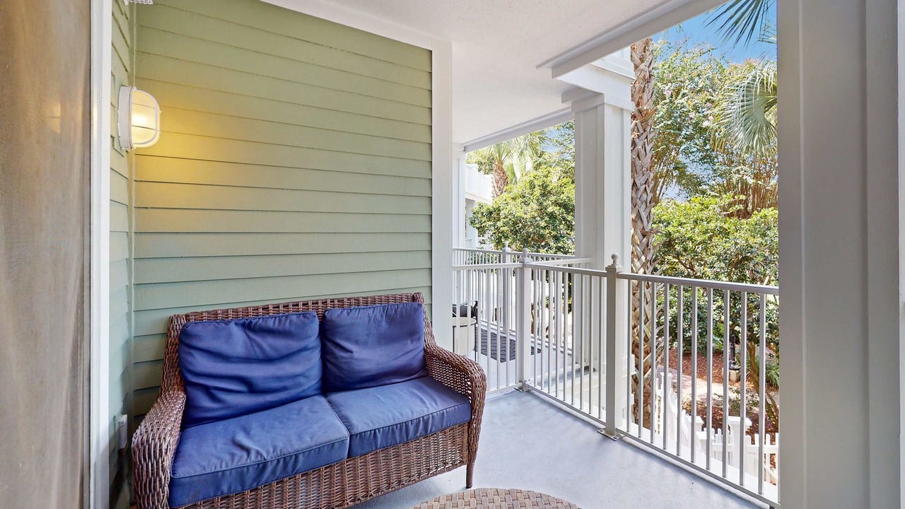 Photo of Patio Balcony in Baytowne Wharf