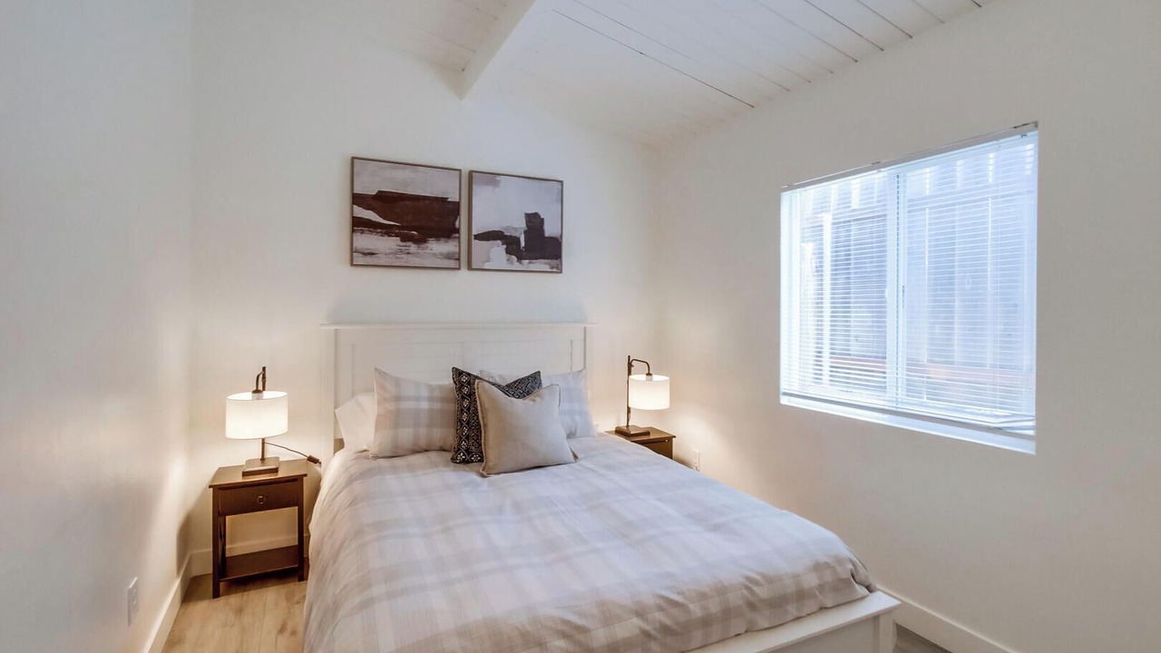 Photo of Bedroom in North Clairemont