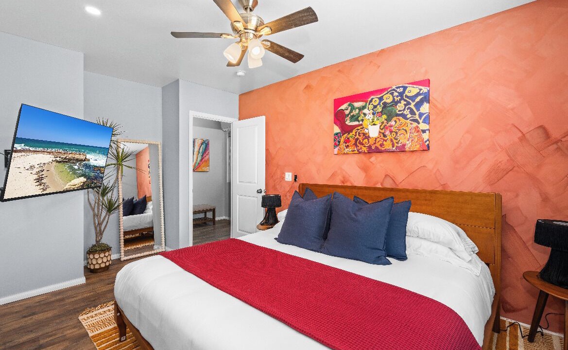 Photo of Bedroom in Serra Mesa