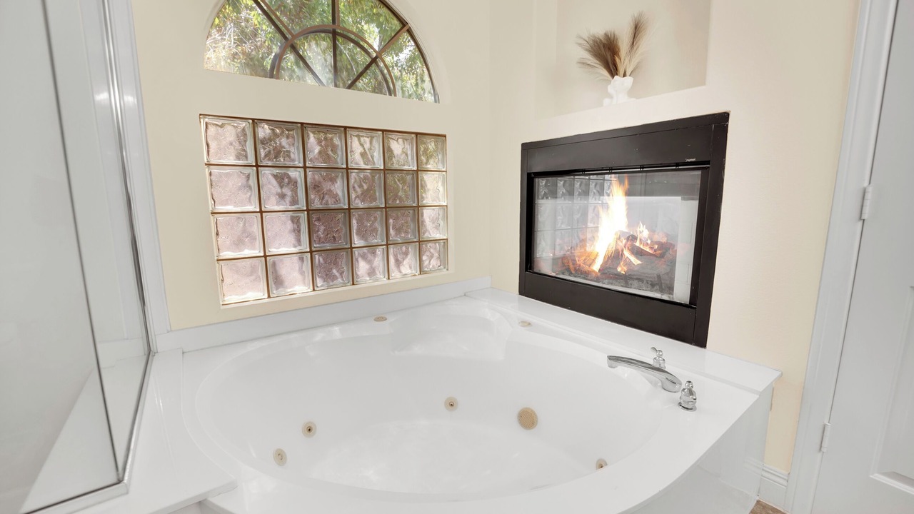 Photo of Bathroom in Silverado Ranch