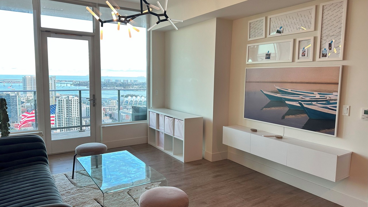 Photo of Livingroom in Civic Core