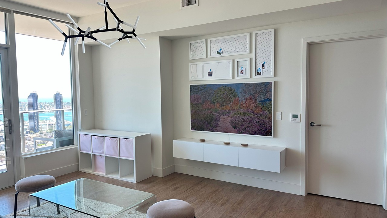 Photo of Livingroom in Civic Core