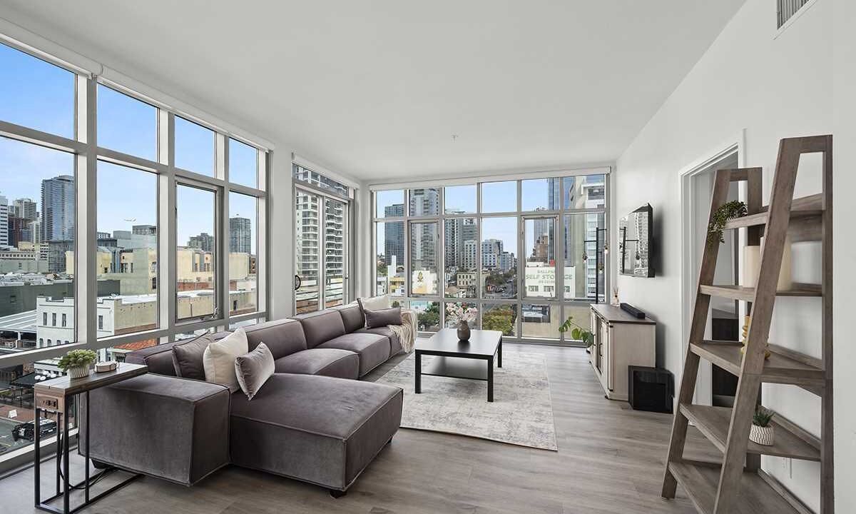 Photo of Livingroom in Pacific Terrace
