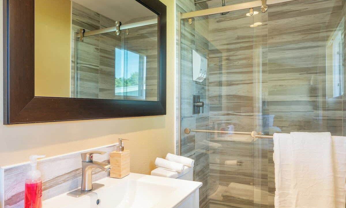 Photo of Bathroom in Serra Mesa