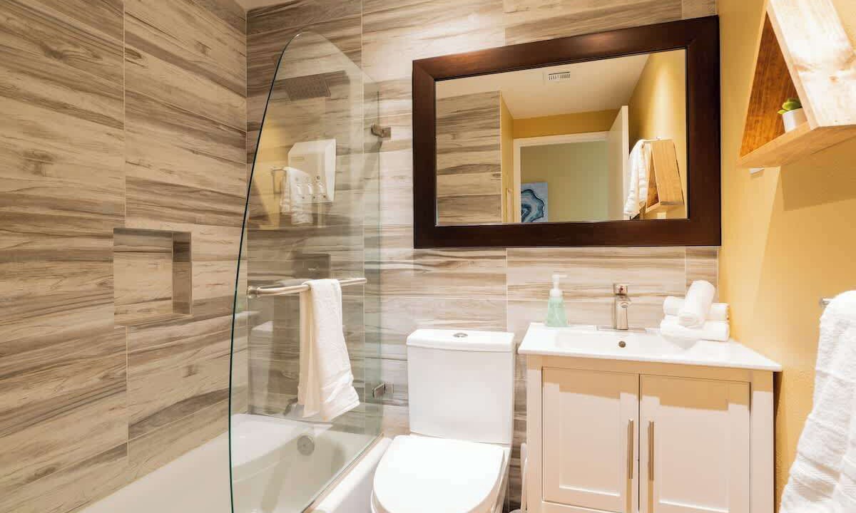 Photo of Bathroom in Serra Mesa