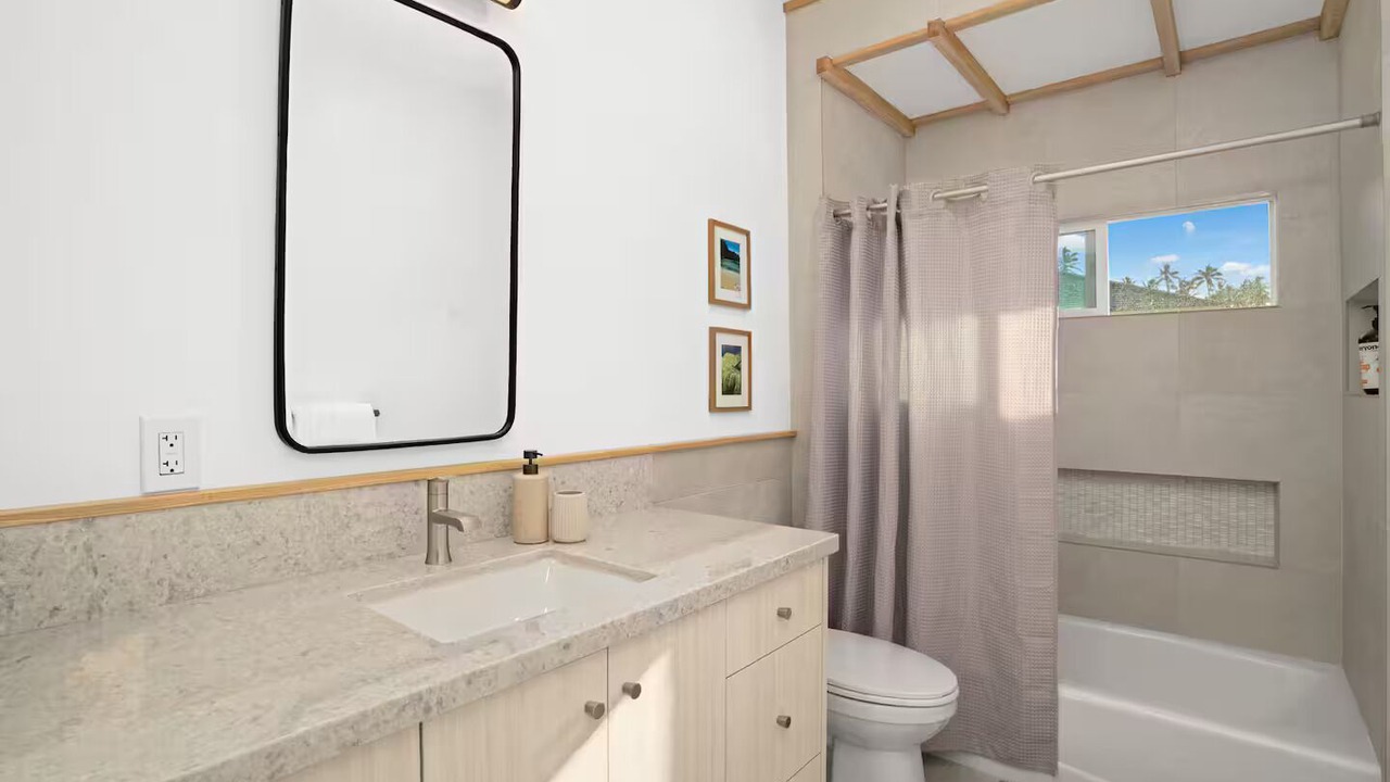 Photo of Bathroom in Wailua