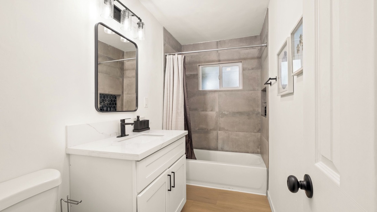 Photo of Bathroom in Mid-City