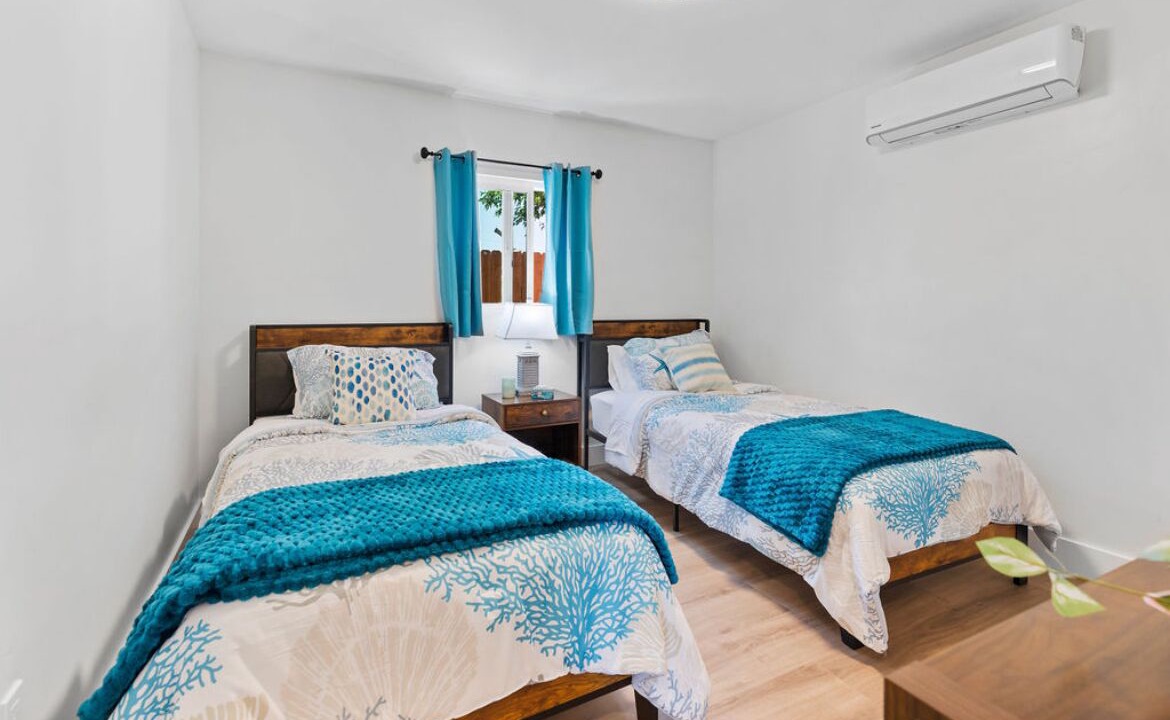 Photo of Bedroom in Clairemont
