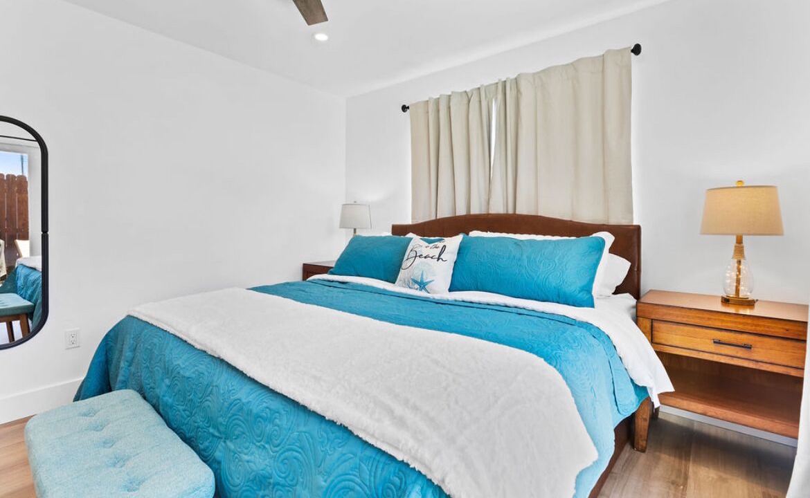 Photo of Bedroom in Clairemont