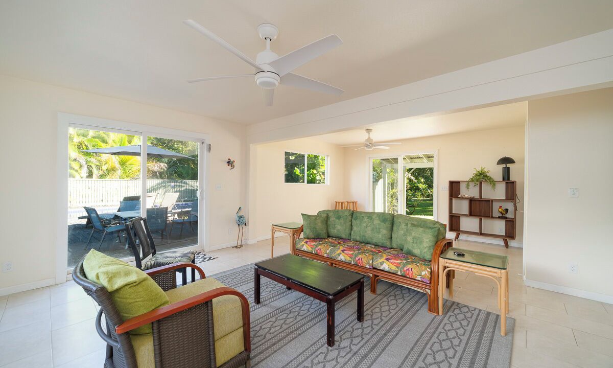 Photo of Livingroom in Kapoho