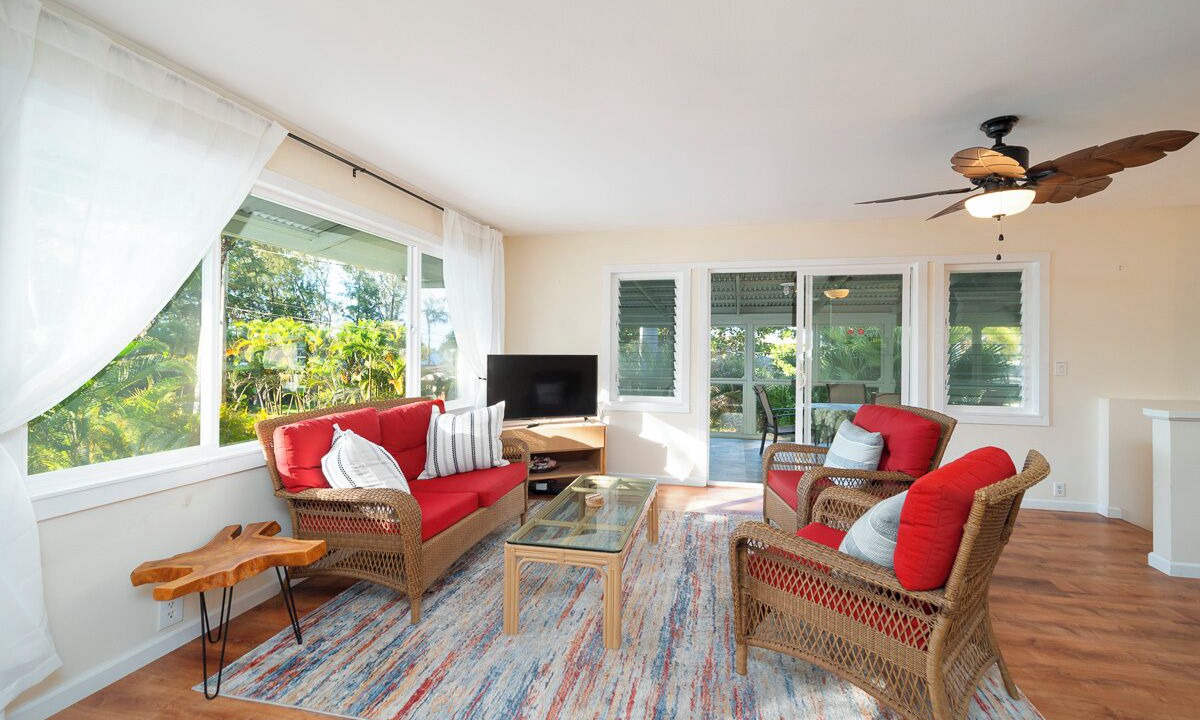 Photo of Livingroom in Kapoho