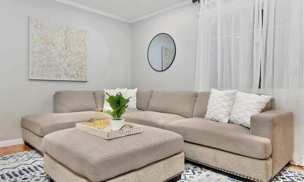 Photo of Livingroom in Serra Mesa
