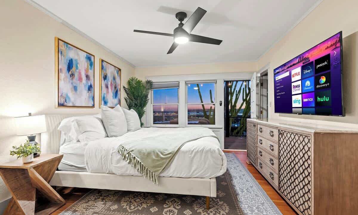 Photo of Bedroom in Old Town