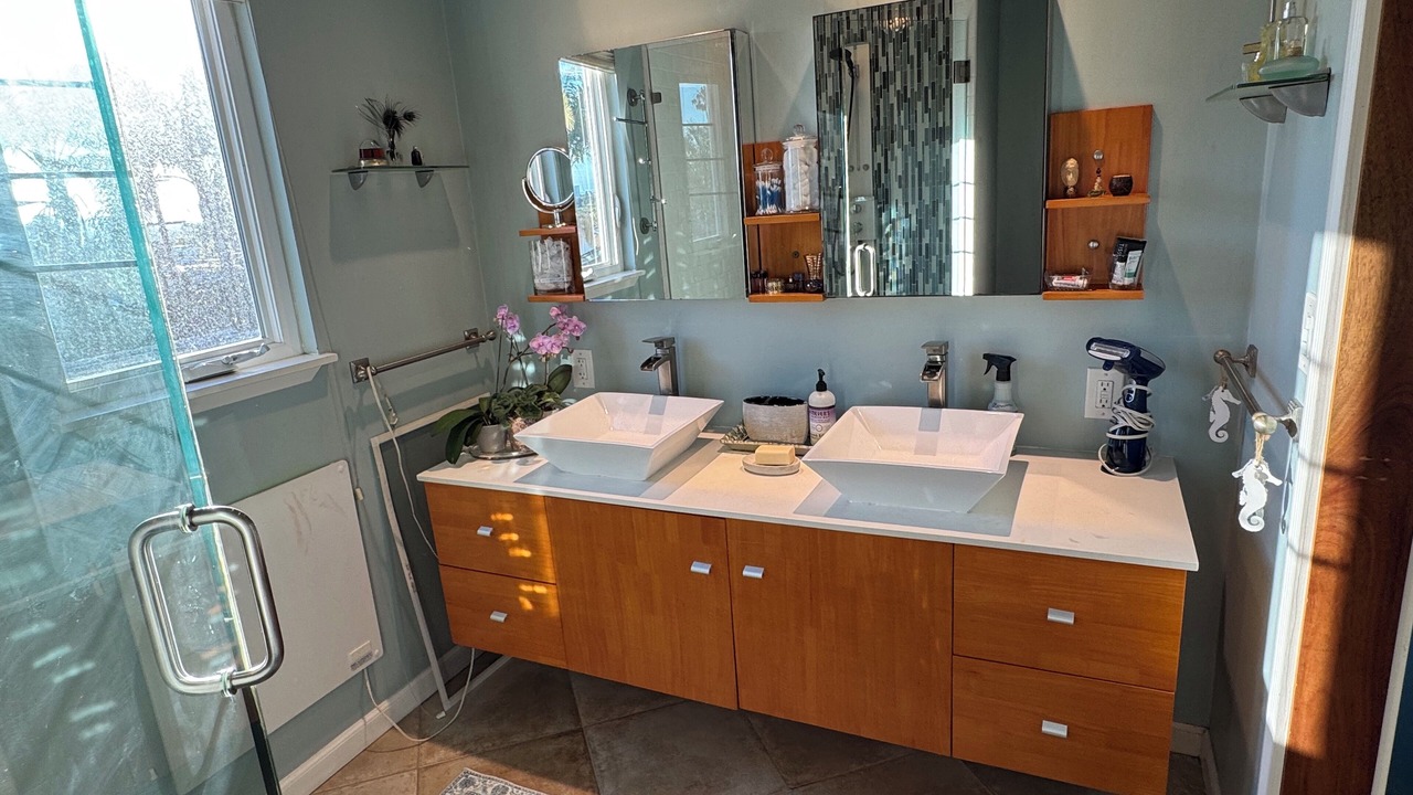 Photo of Bathroom in Clairemont Mesa West