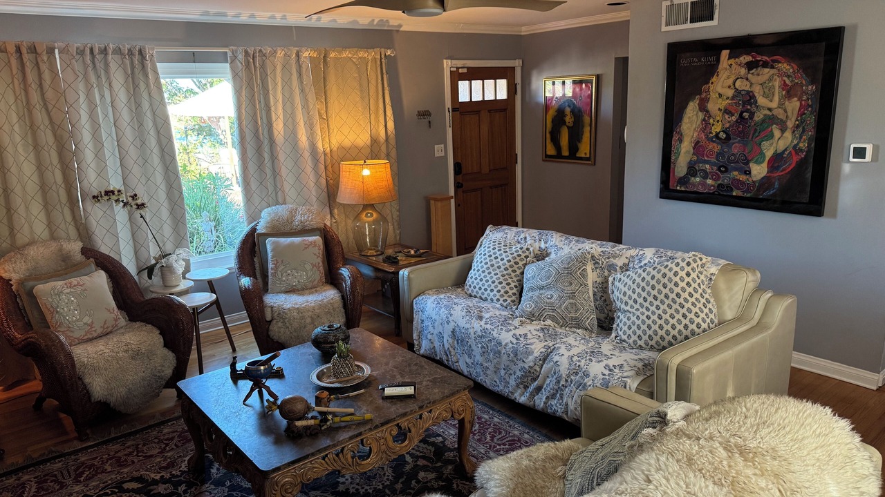 Photo of Livingroom in Clairemont Mesa West