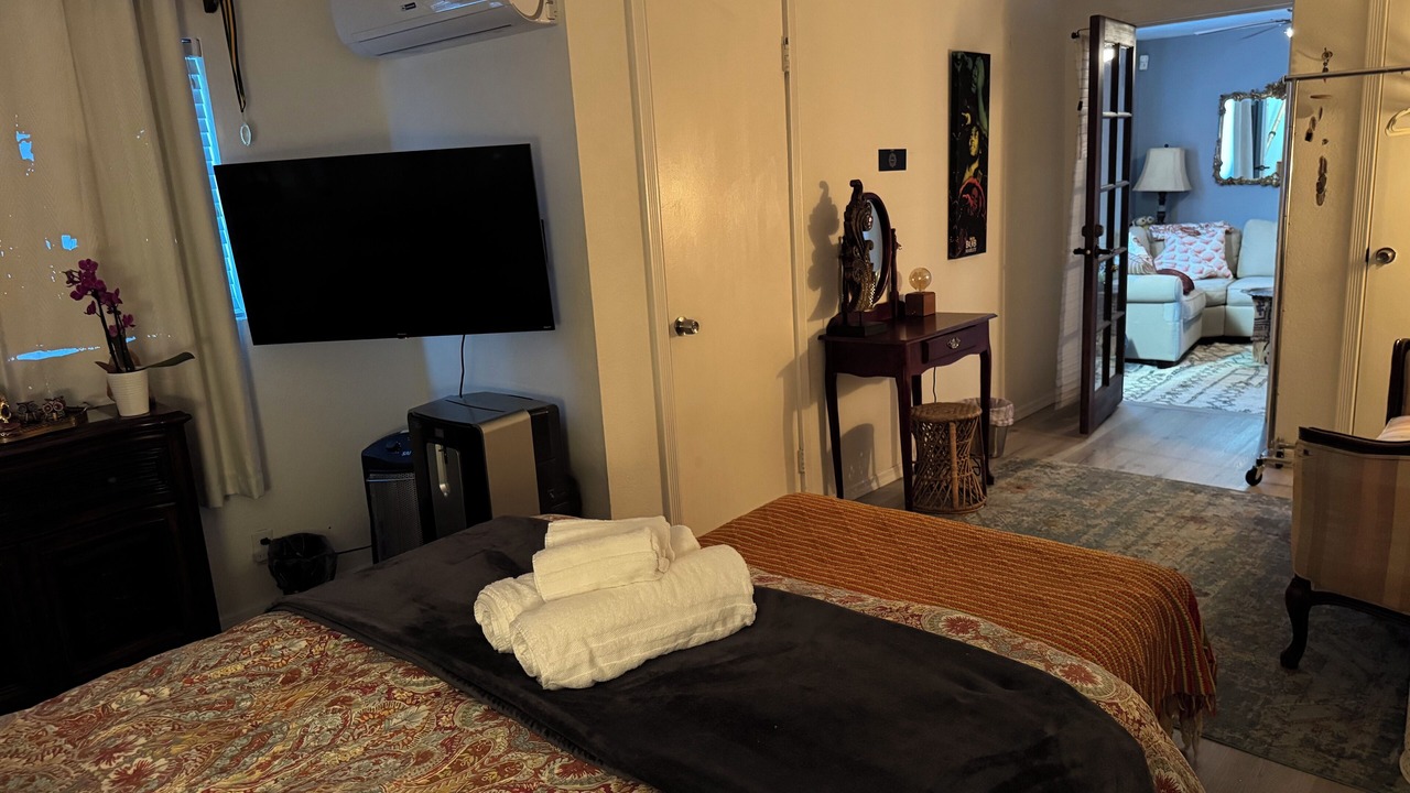 Photo of Bedroom in Clairemont Mesa West
