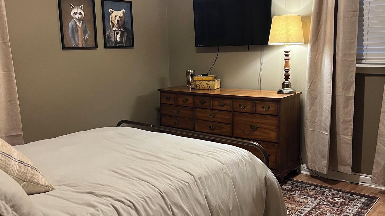 Photo of Bedroom in Tallassee