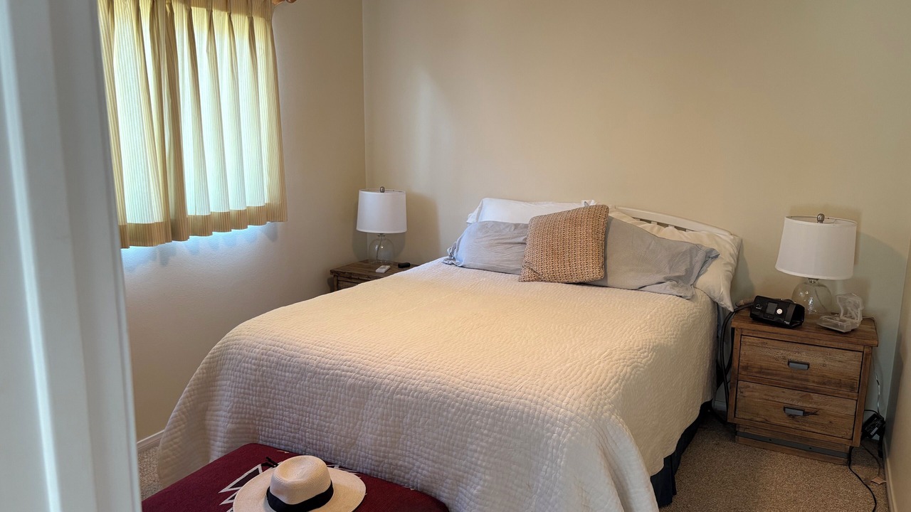 Photo of Bedroom in Clairemont