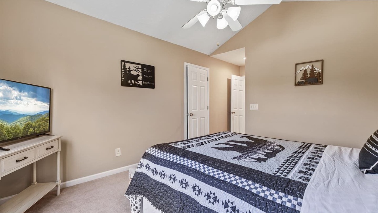 Photo of Bedroom in Sevierville