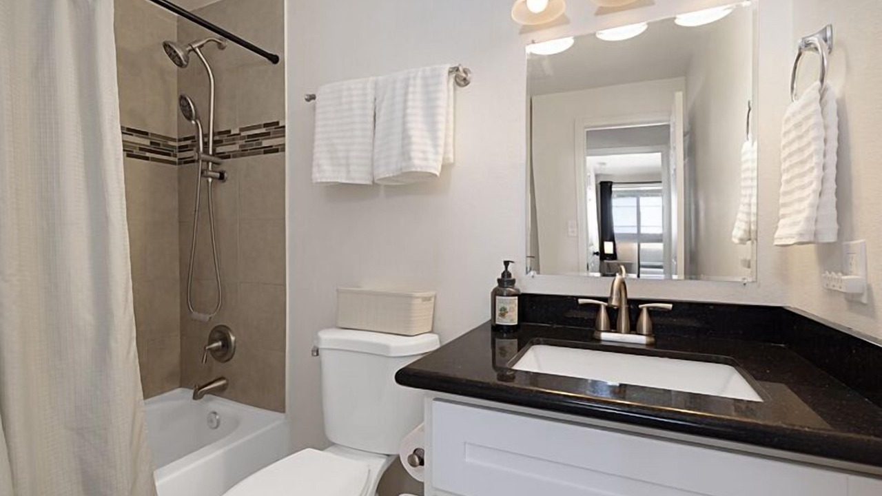 Photo of Bathroom in Serra Mesa