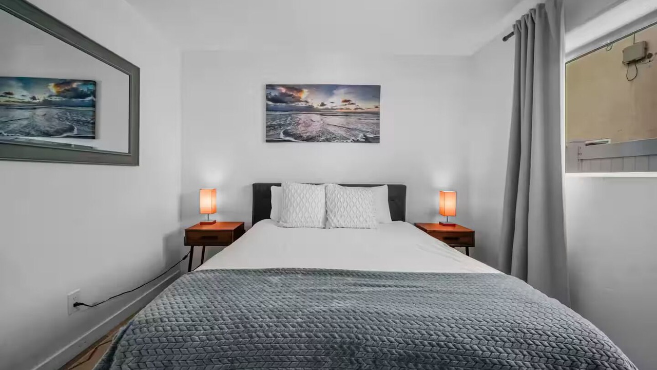 Photo of Bedroom in Crown Point