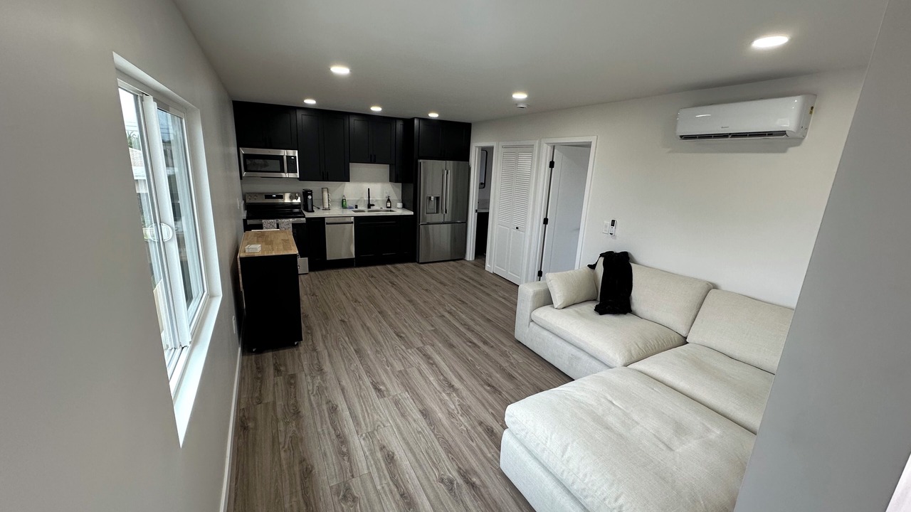 Photo of Livingroom in Clairemont Mesa West
