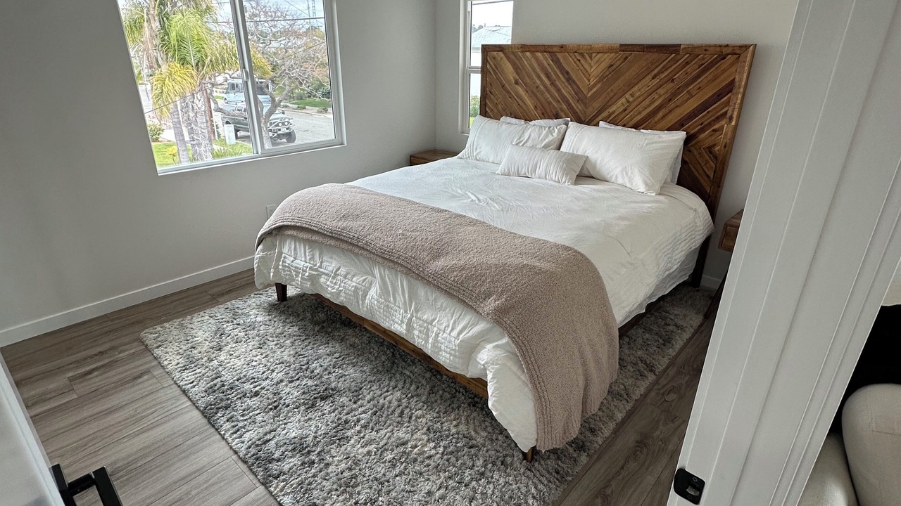 Photo of Bedroom in Clairemont Mesa West