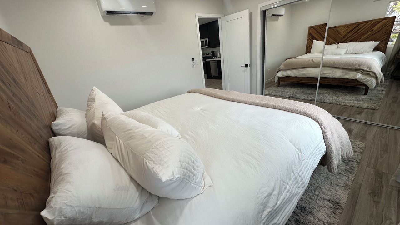 Photo of Bedroom in Clairemont Mesa West
