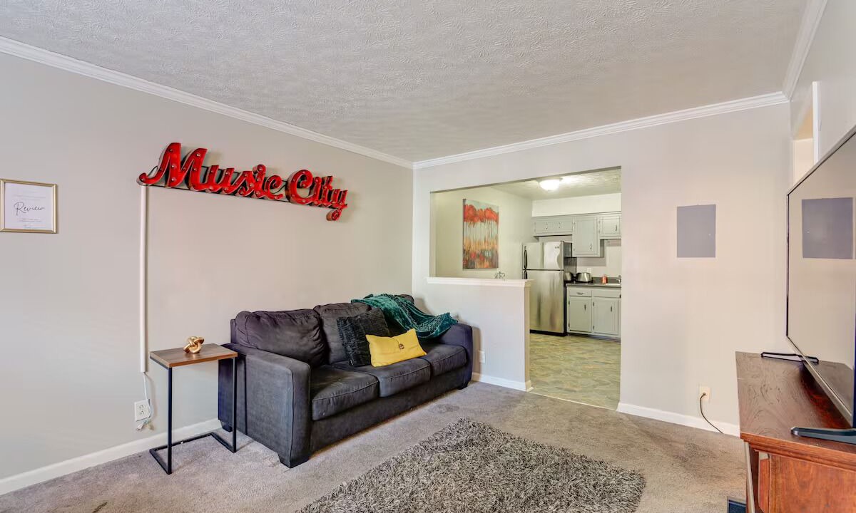 Photo of Livingroom in Midtown