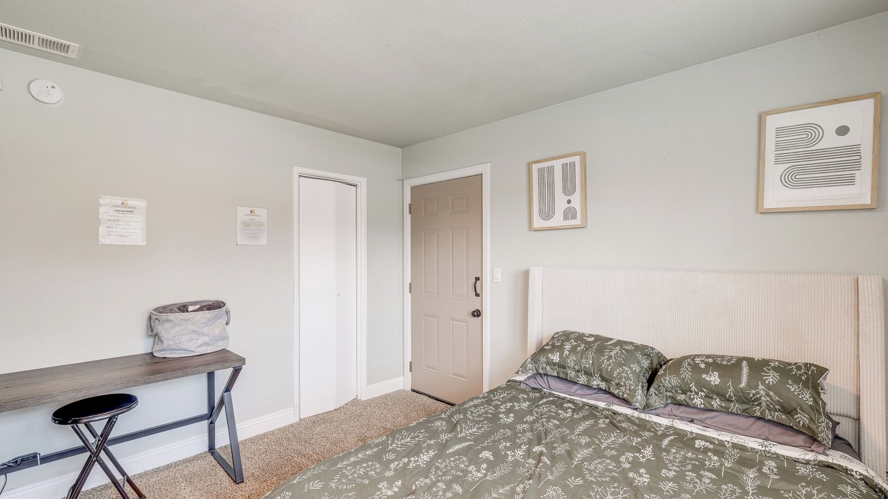 Photo of Bedroom in North Clairemont
