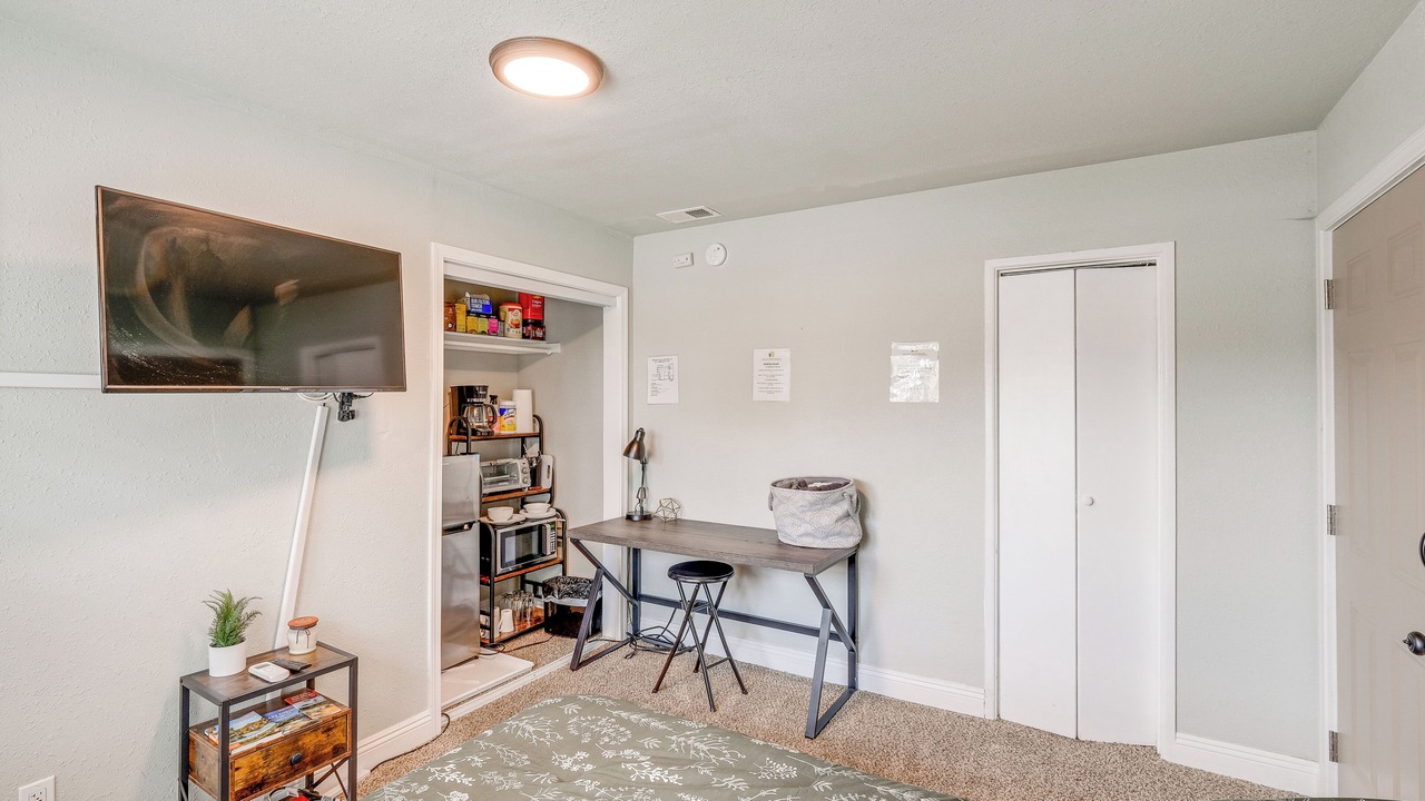 Photo of Bedroom in North Clairemont