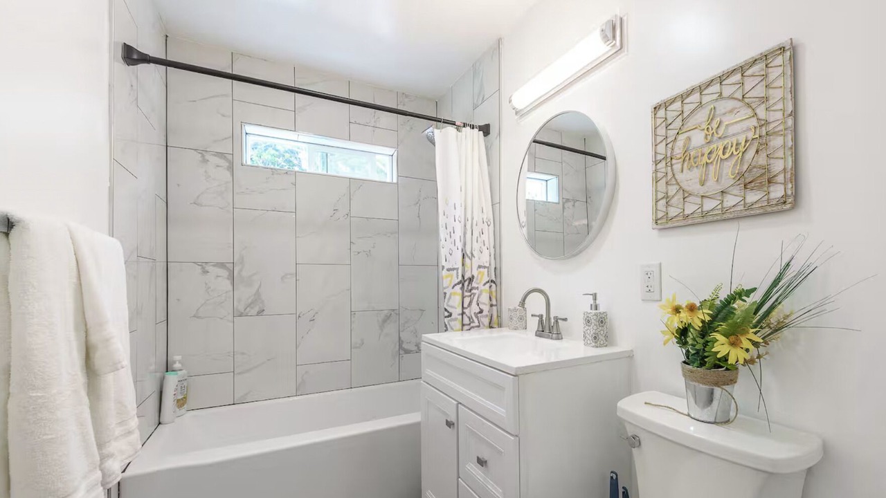 Photo of Bathroom in Mid-City