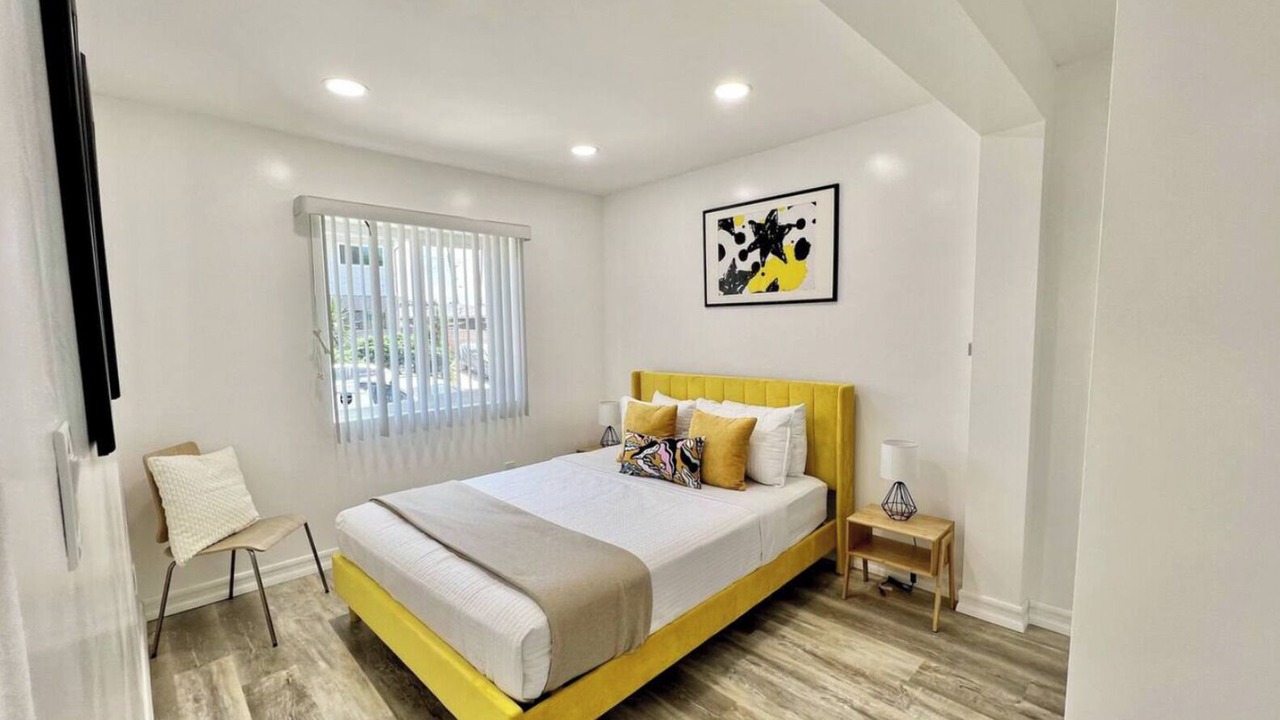 Photo of Bedroom in Mid-City