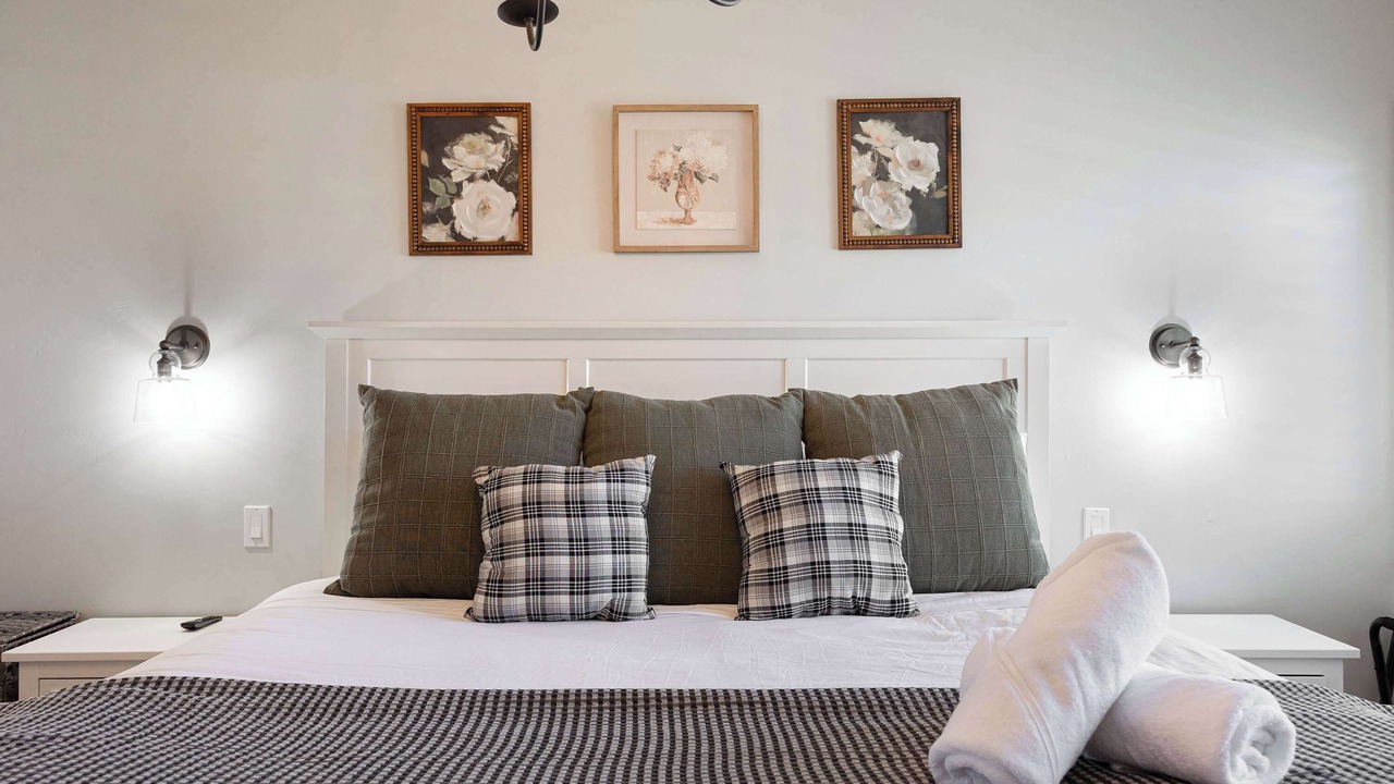 Photo of Bedroom in University City