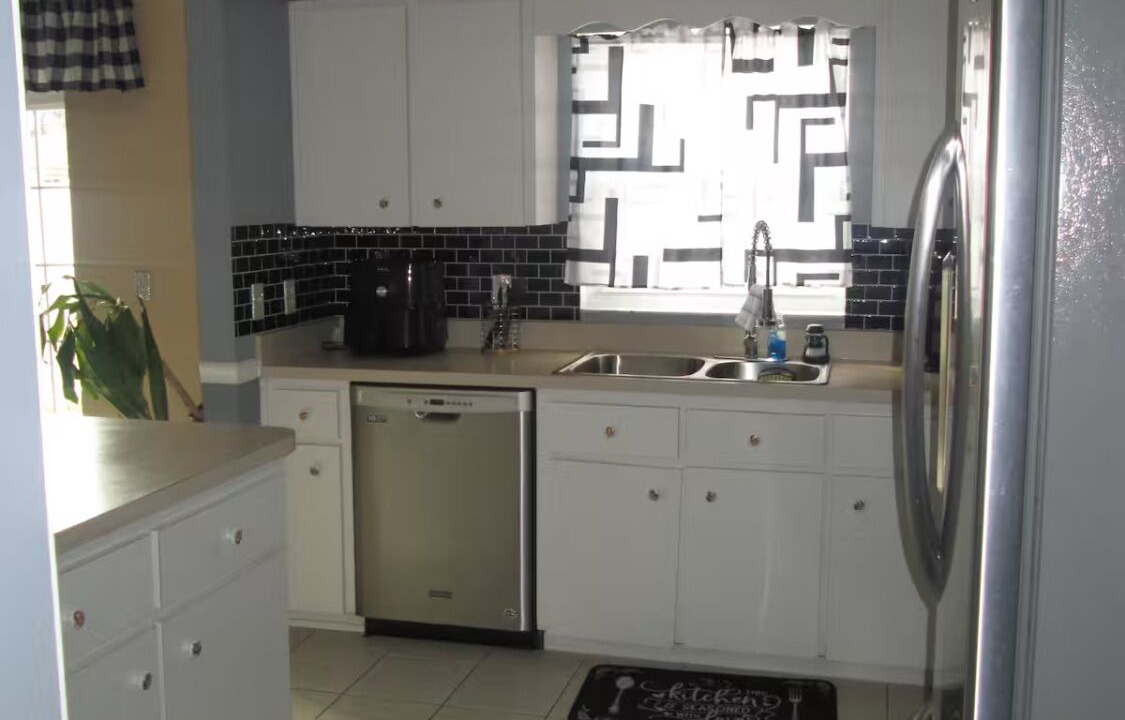 Photo of Kitchen in Candler
