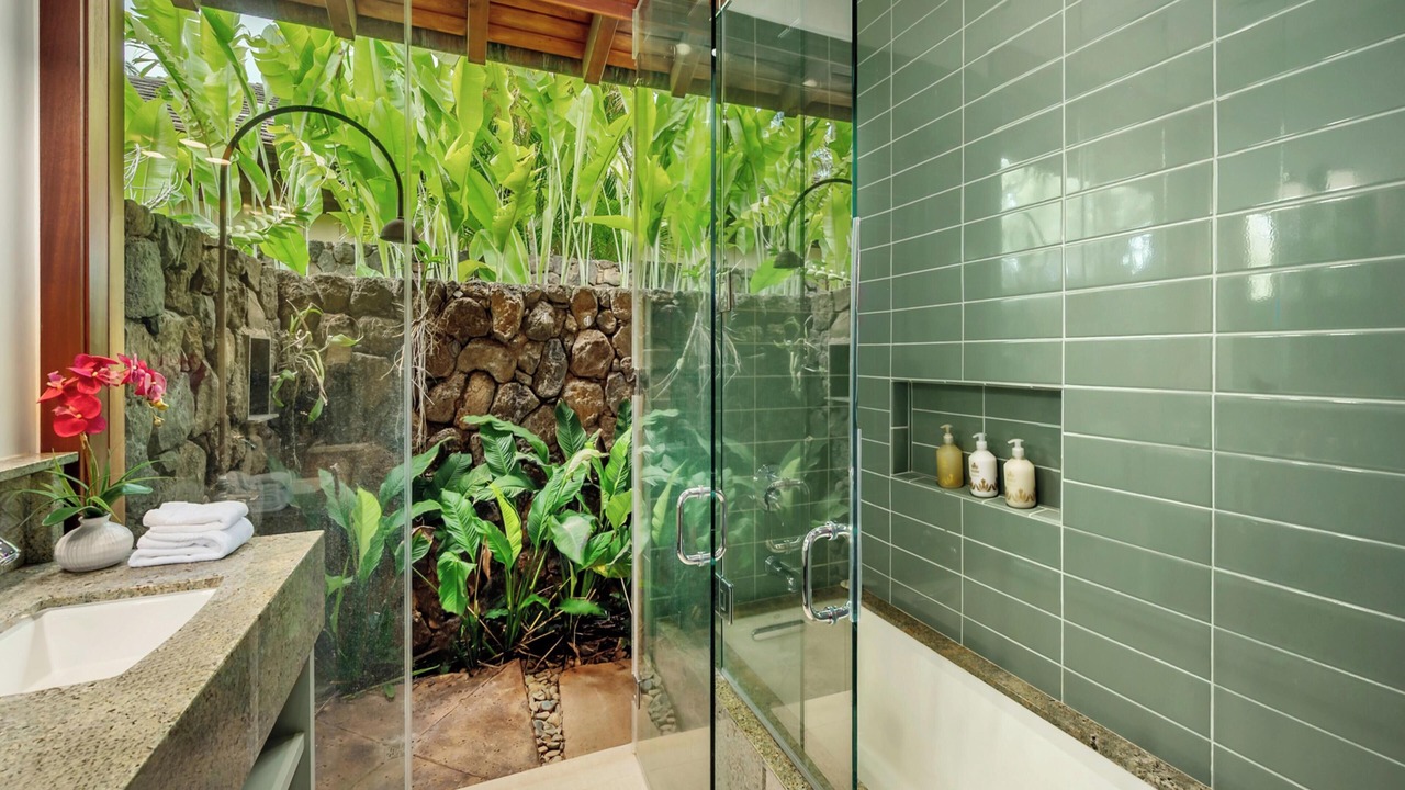 Photo of Bathroom in Kukuiula