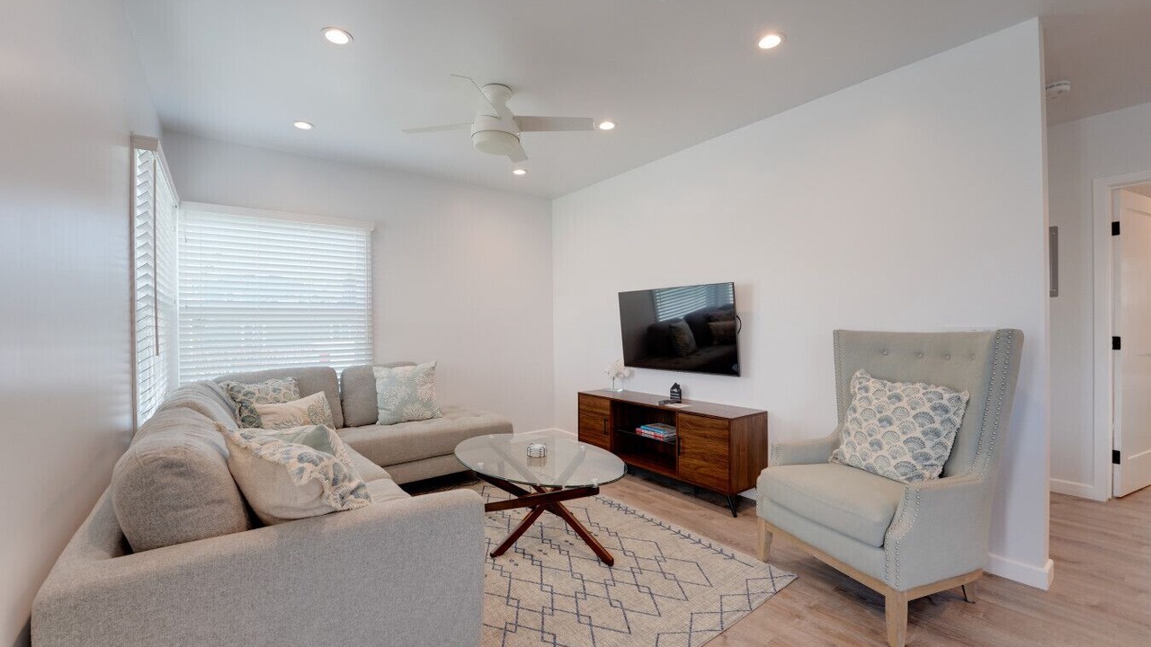 Photo of Livingroom in Roseville - Fleet Ridge